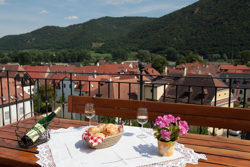 Gästehaus Turm Wachau Weißenkirchen in der Wachau Exterior foto